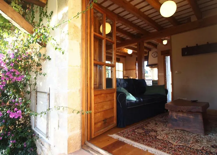 La Casuca De Margot * Aguero (Cantabria)